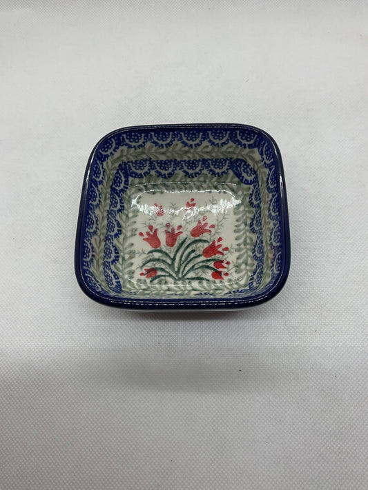 Crimson Bells Square Ramekin 4"