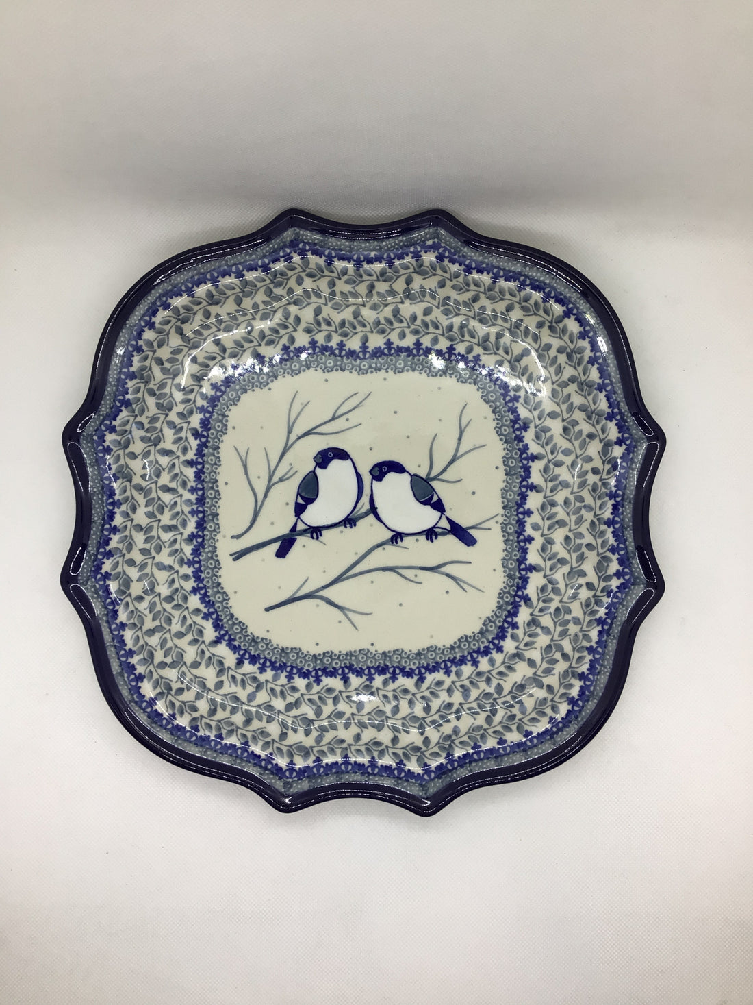 U4830 Serpentine Tray