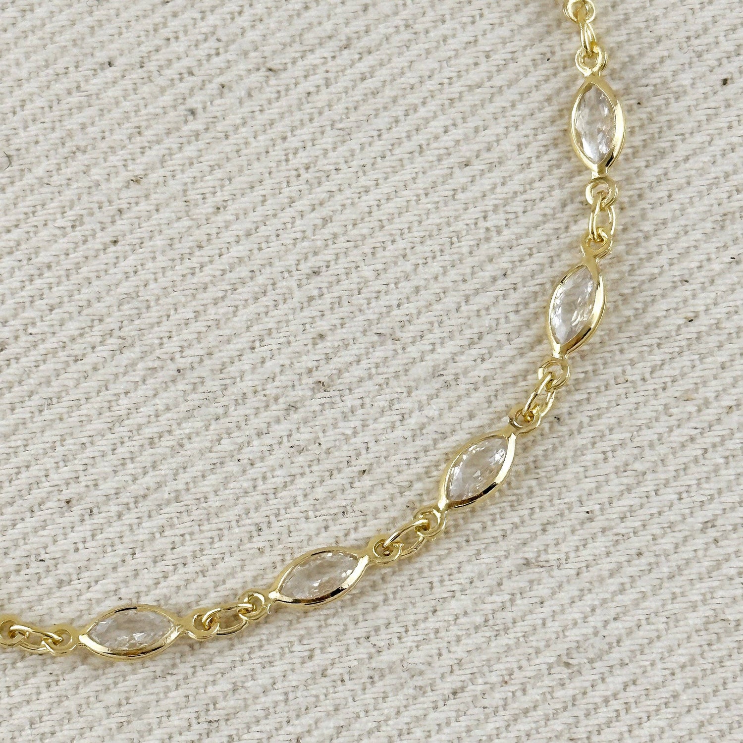 GoldFi - 18k Gold Filled Ellipse Bezel CZ Bracelet
