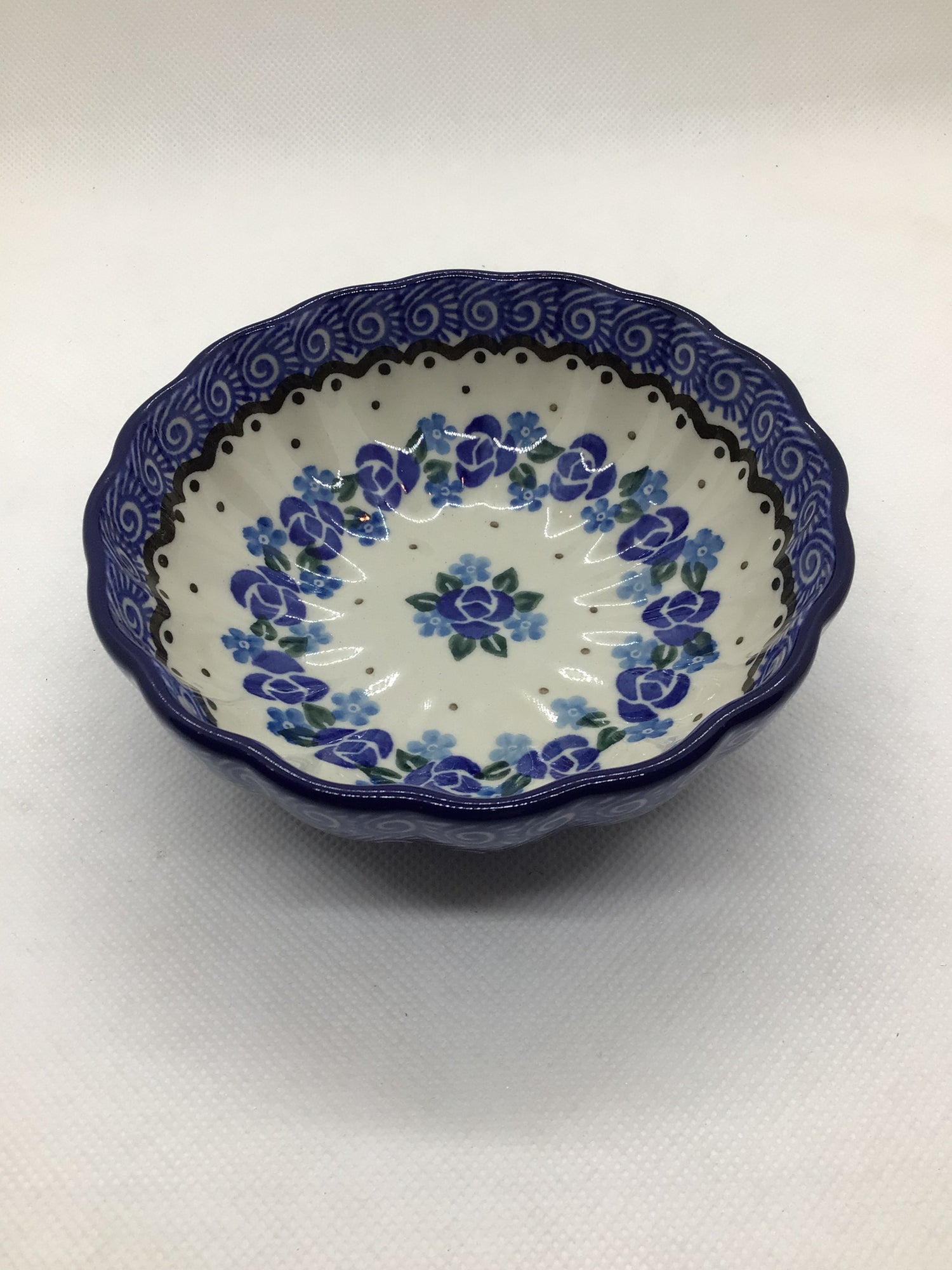 Twilight Scalloped Bowl 4.5&quot;