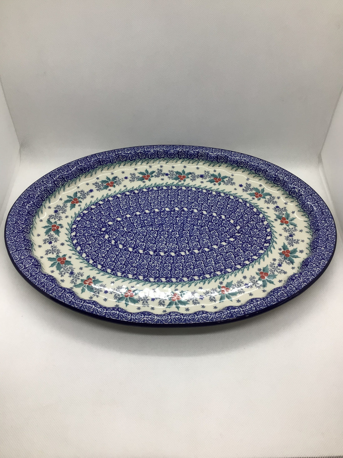 Winter Holly Oval Platter 14.5&quot;