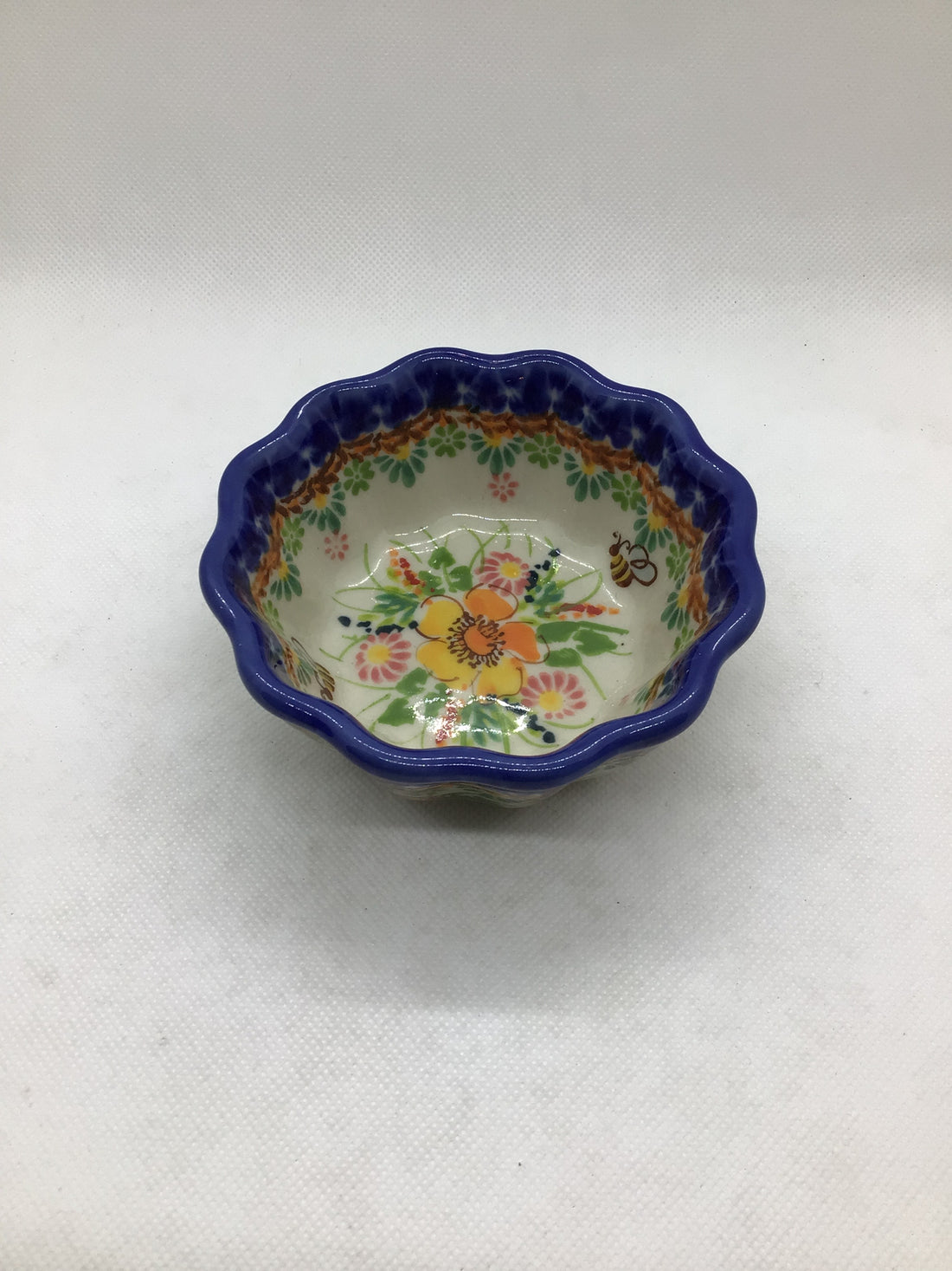 KALICH Orange Bee-Cicle Small Scalloped Bowl