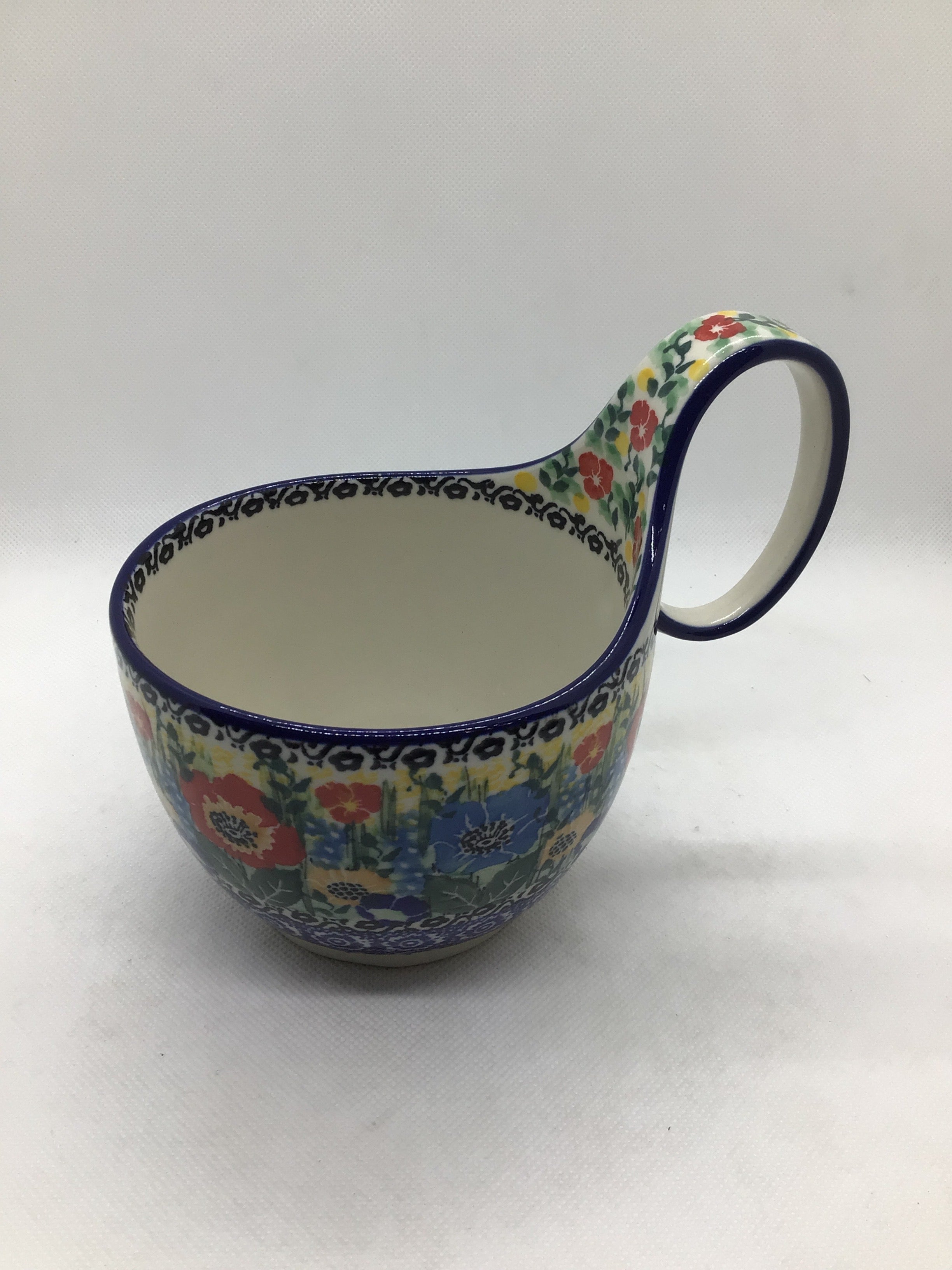 U4578 Bowl w/Loop Handle