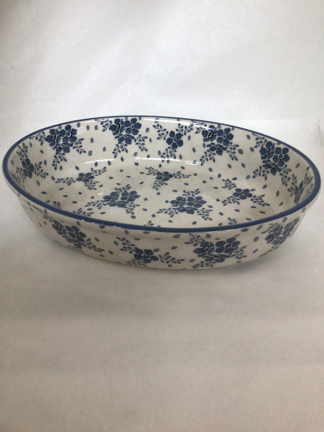 Blue Velvet Oval Baker 10.5"