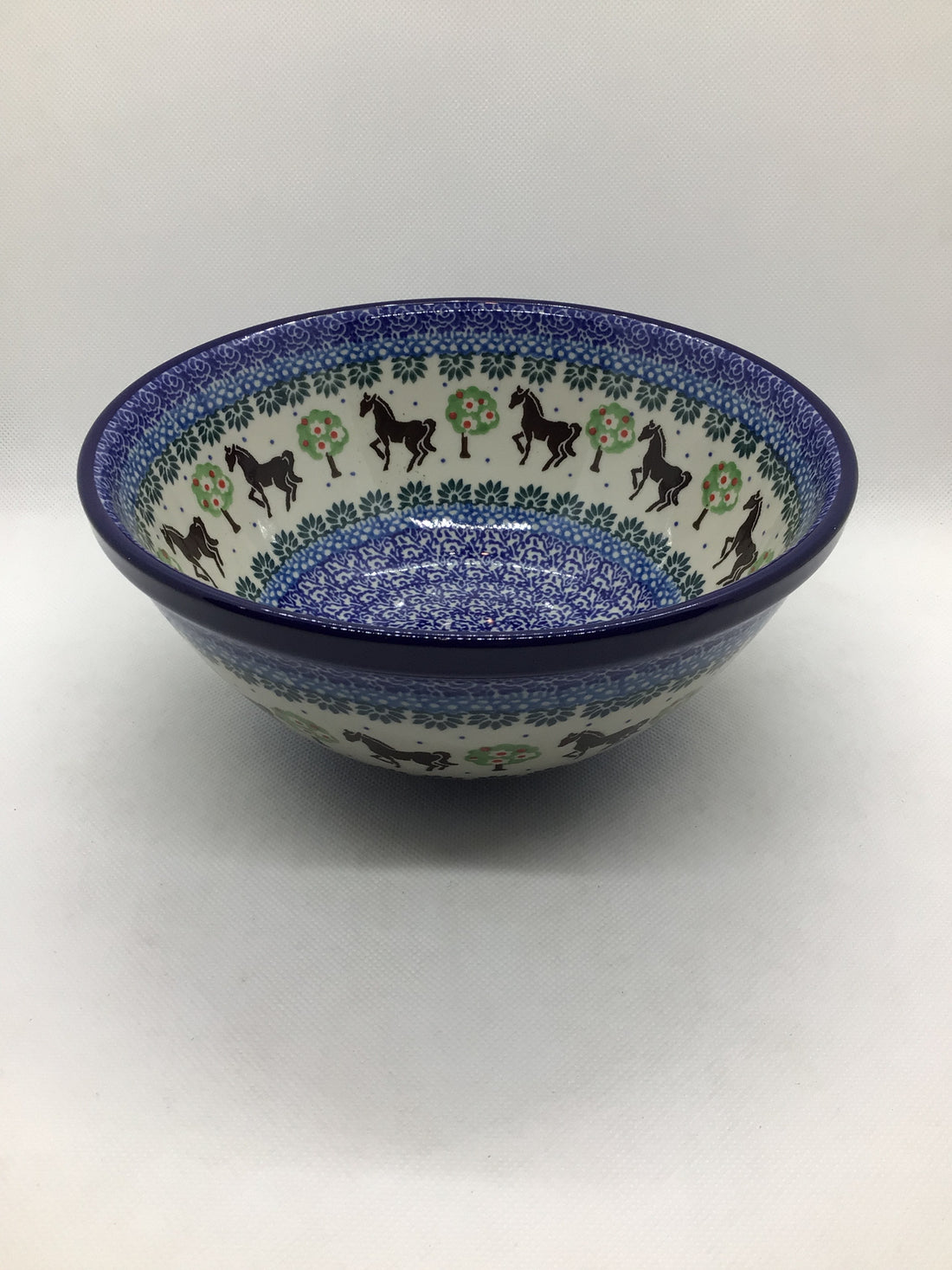 Brown Horse Nesting Bowl 8&quot;