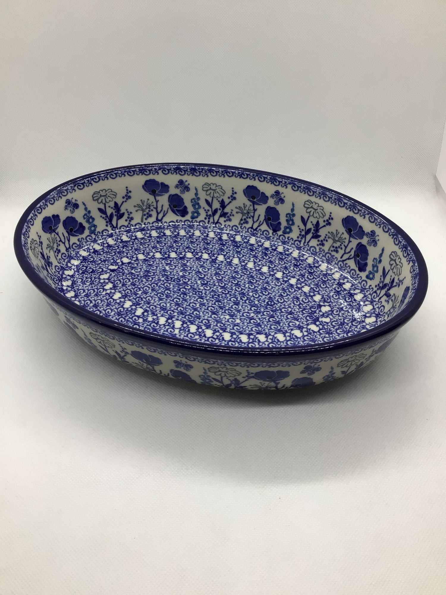 Evening Poppy Oval Baker 10.5&quot;