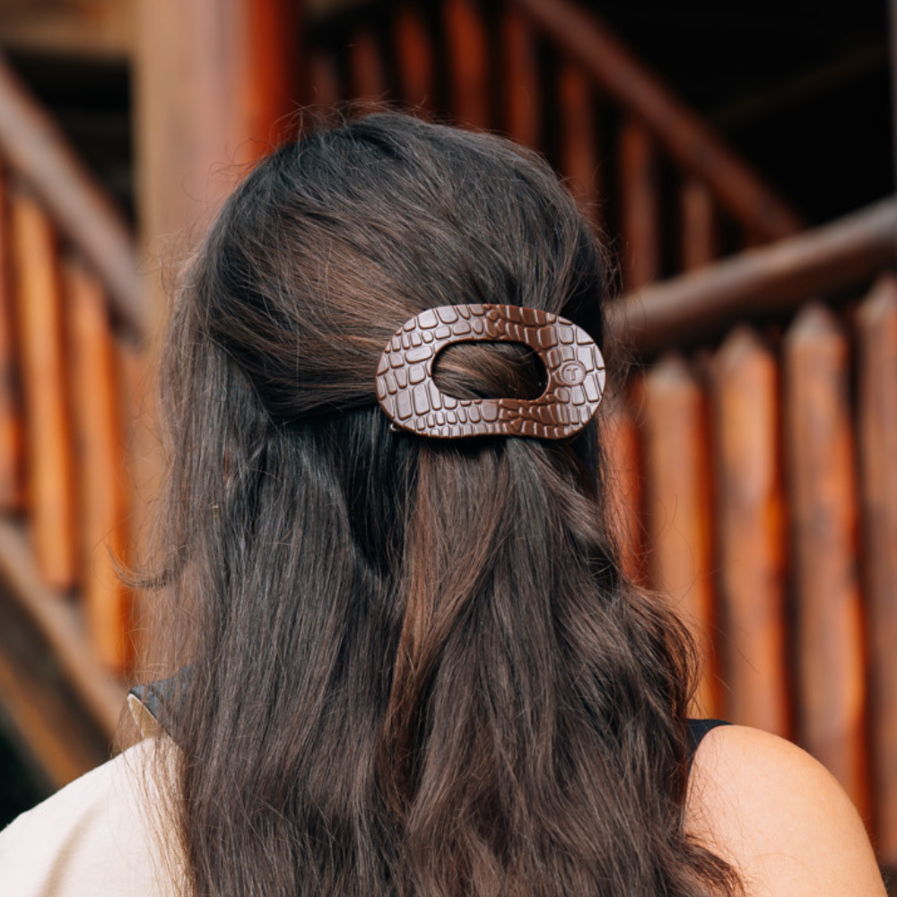 TELETIES - Brown Crocodile Medium Flat Round Hair Clip