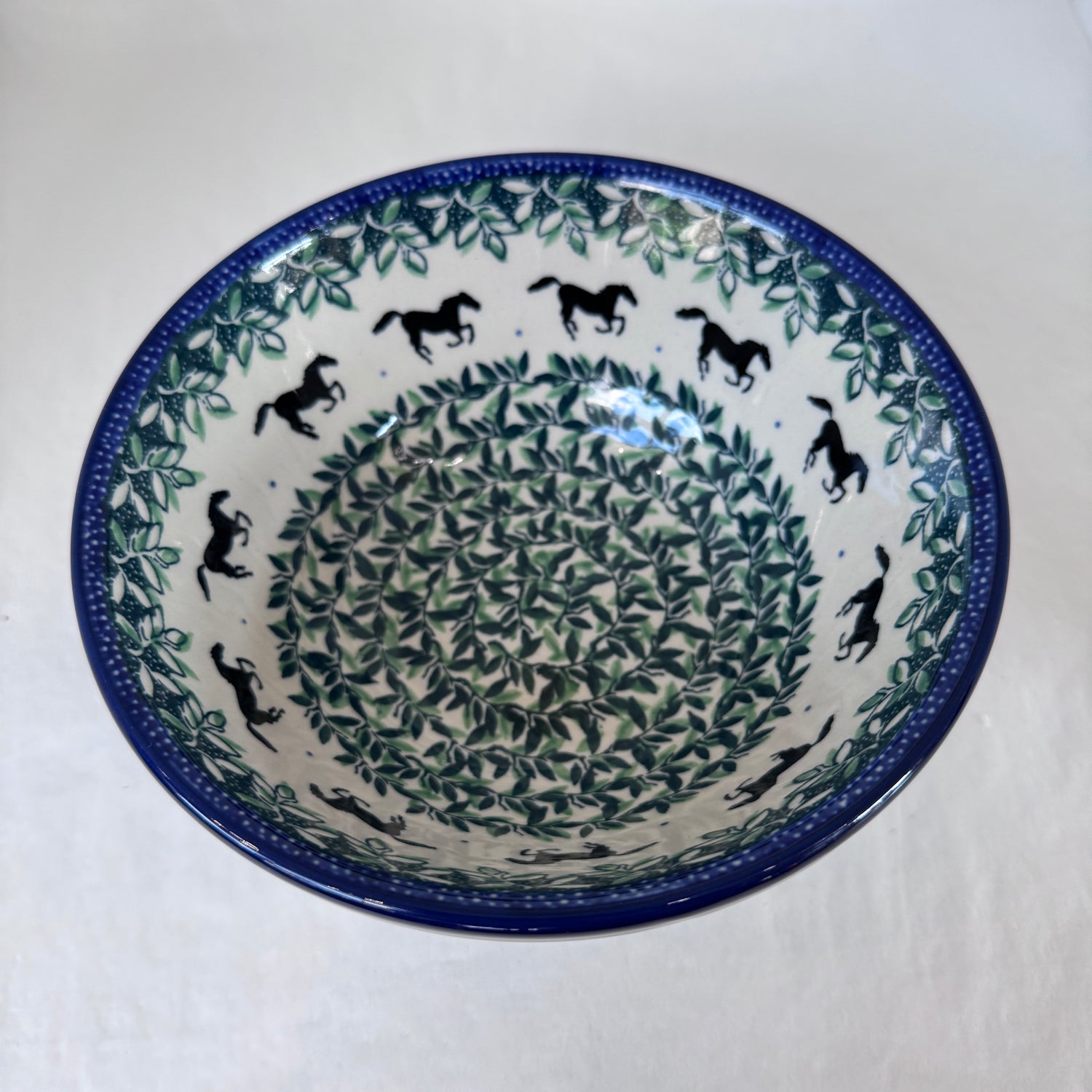 Black Beauty Nesting Bowl 6.5"