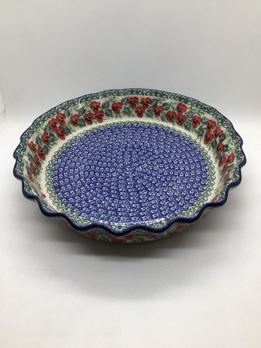 Red Pansy Fluted Pie Baker