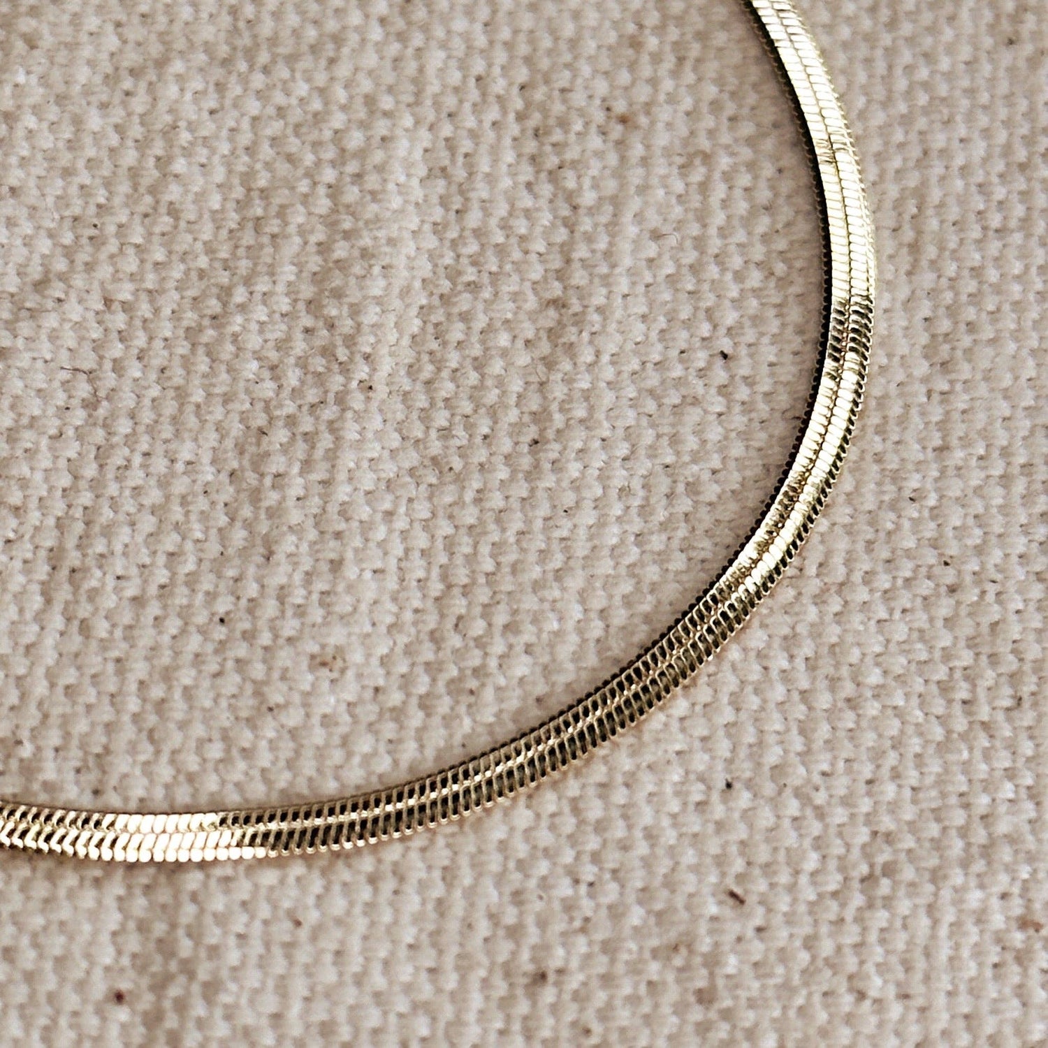 GoldFi - 18k Gold Filled 2.0mm Thickness Herringbone Bracelet