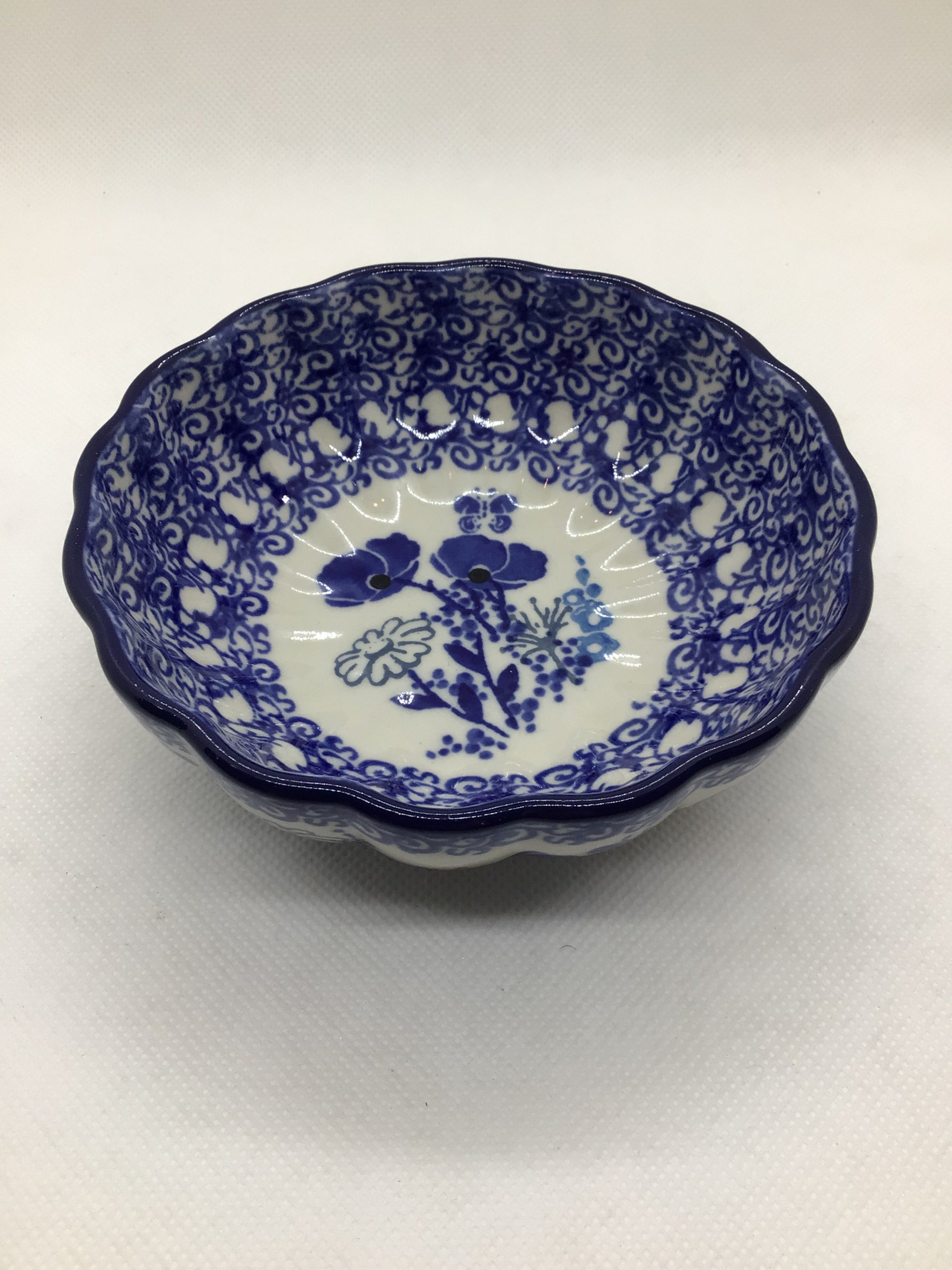 Evening Poppy Scalloped Bowl 4.5&quot;