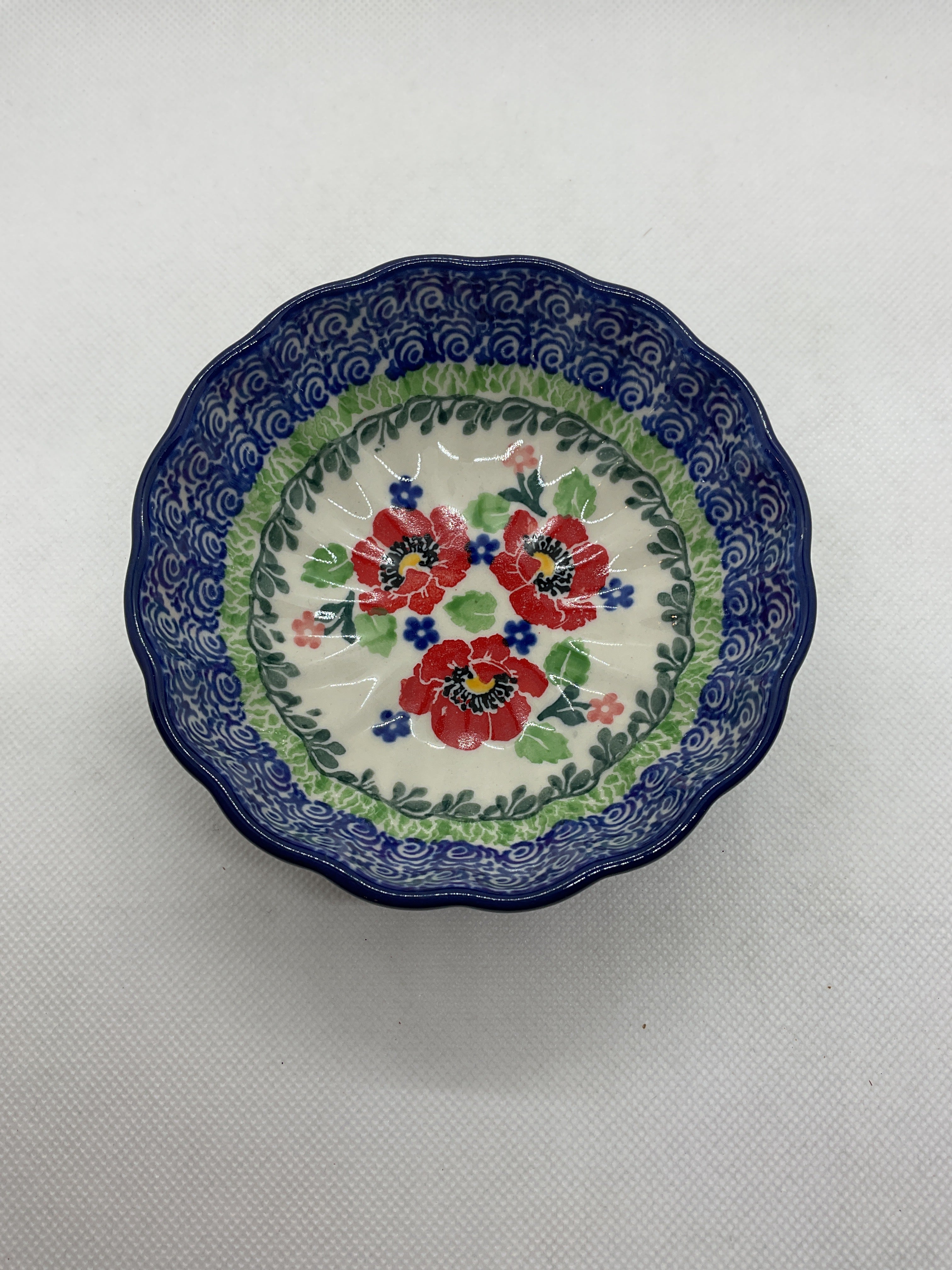 Danish Garden Scalloped Bowl 4.5&quot;