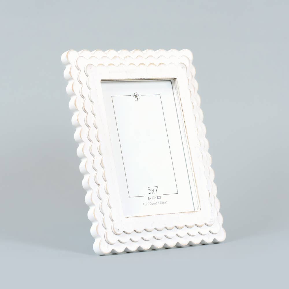 Adams &amp; Co. Wood Photo Frame Scallop 5x7