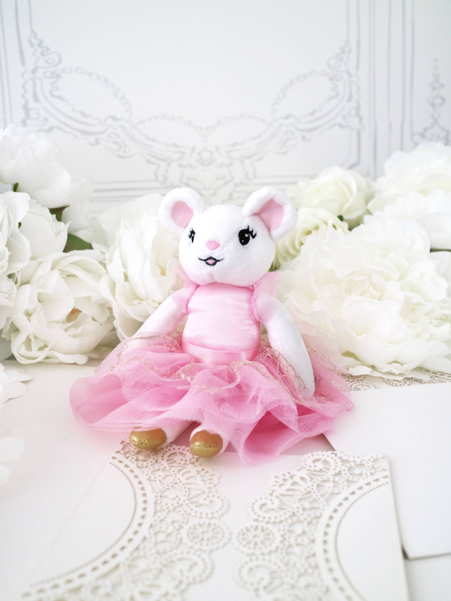 Claris The Chicest Mouse In Paris - 8&quot; Pink Plush Toy