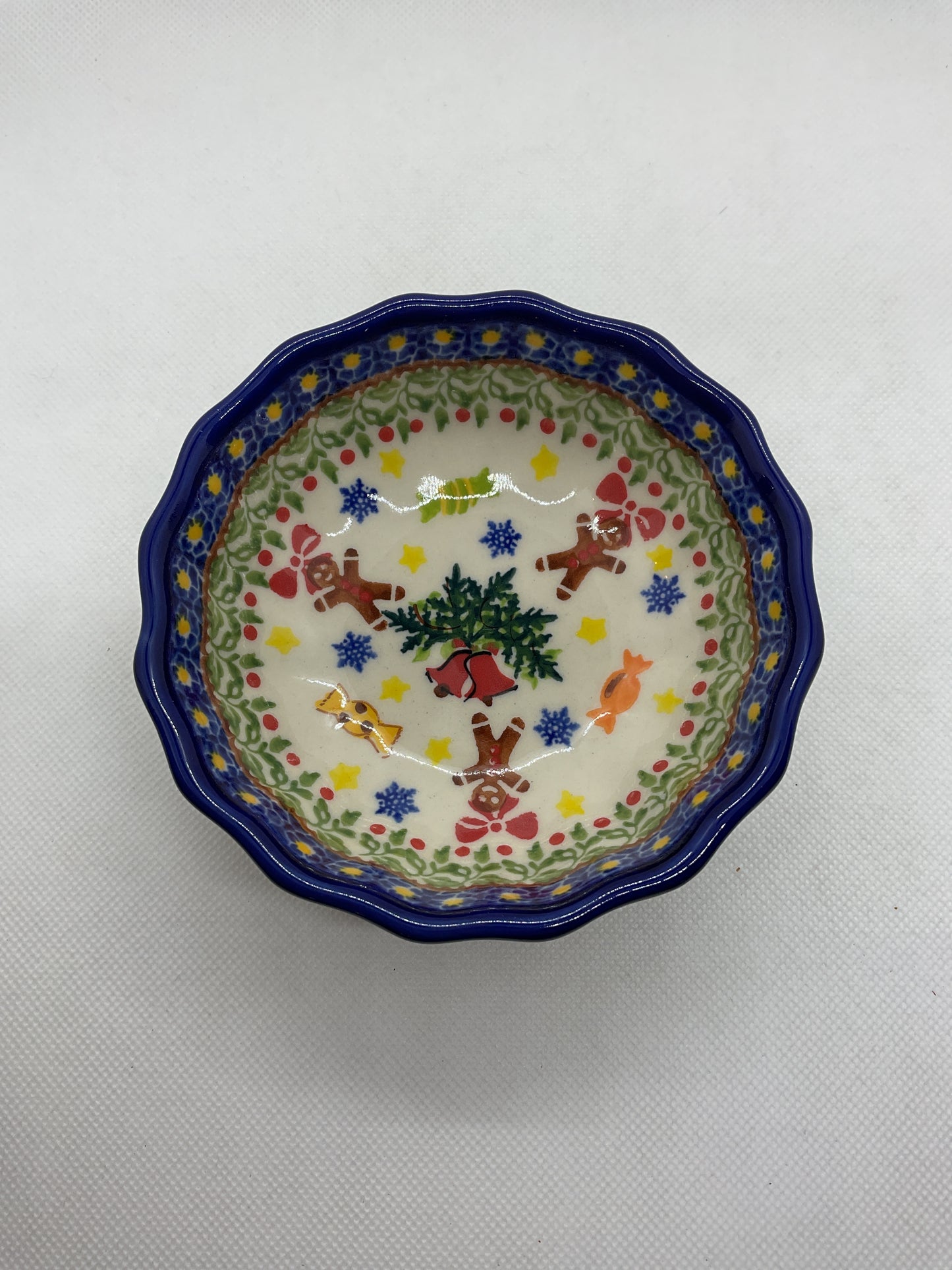 KALICH Christmas Candy Scalloped Bowl