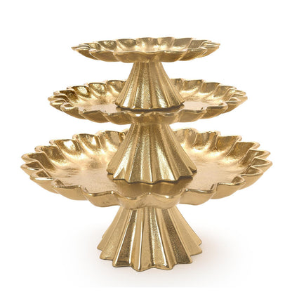 Gold Scalloped Cake Stand