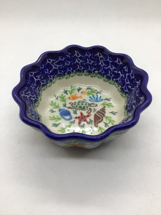 KALICH Under the Sea Small Scalloped Bowl