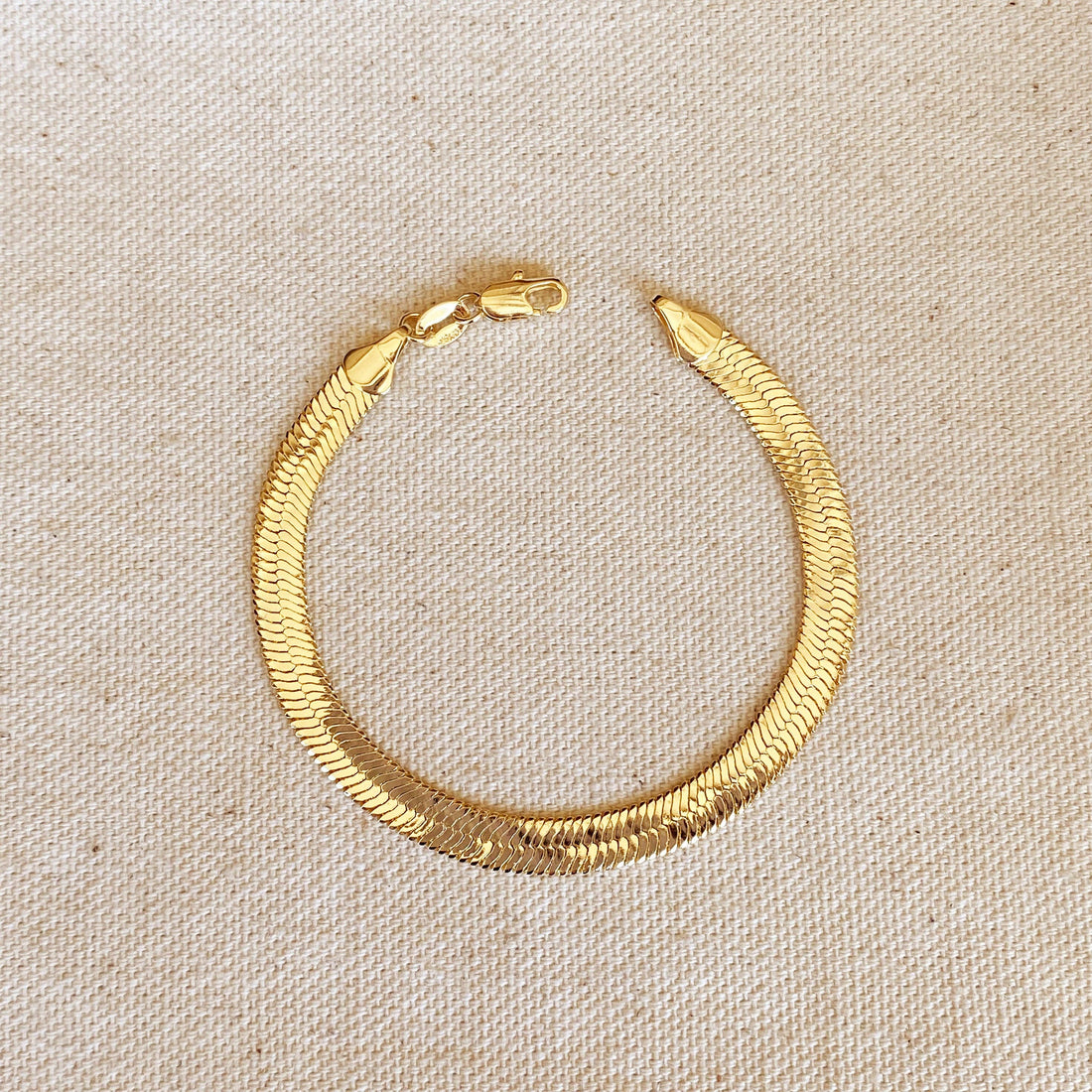 GoldFi - 18k Gold Filled 6mm Herringbone Bracelet