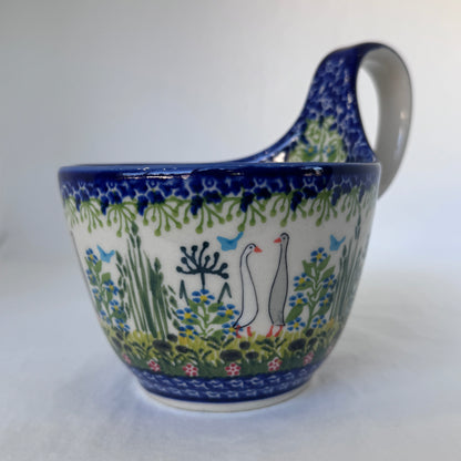 KALICH Roaming Runners Bowl with Loop Handle