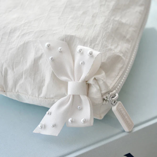 Case-Mate Essential Beach Bow Zip Pouch -  Ivory Shine