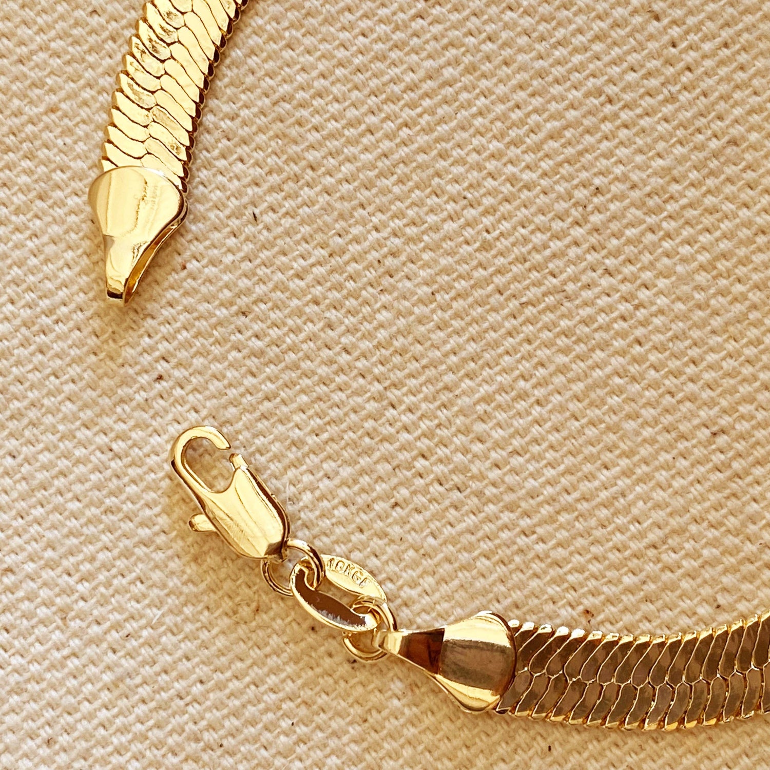 GoldFi - 18k Gold Filled 6mm Herringbone Bracelet