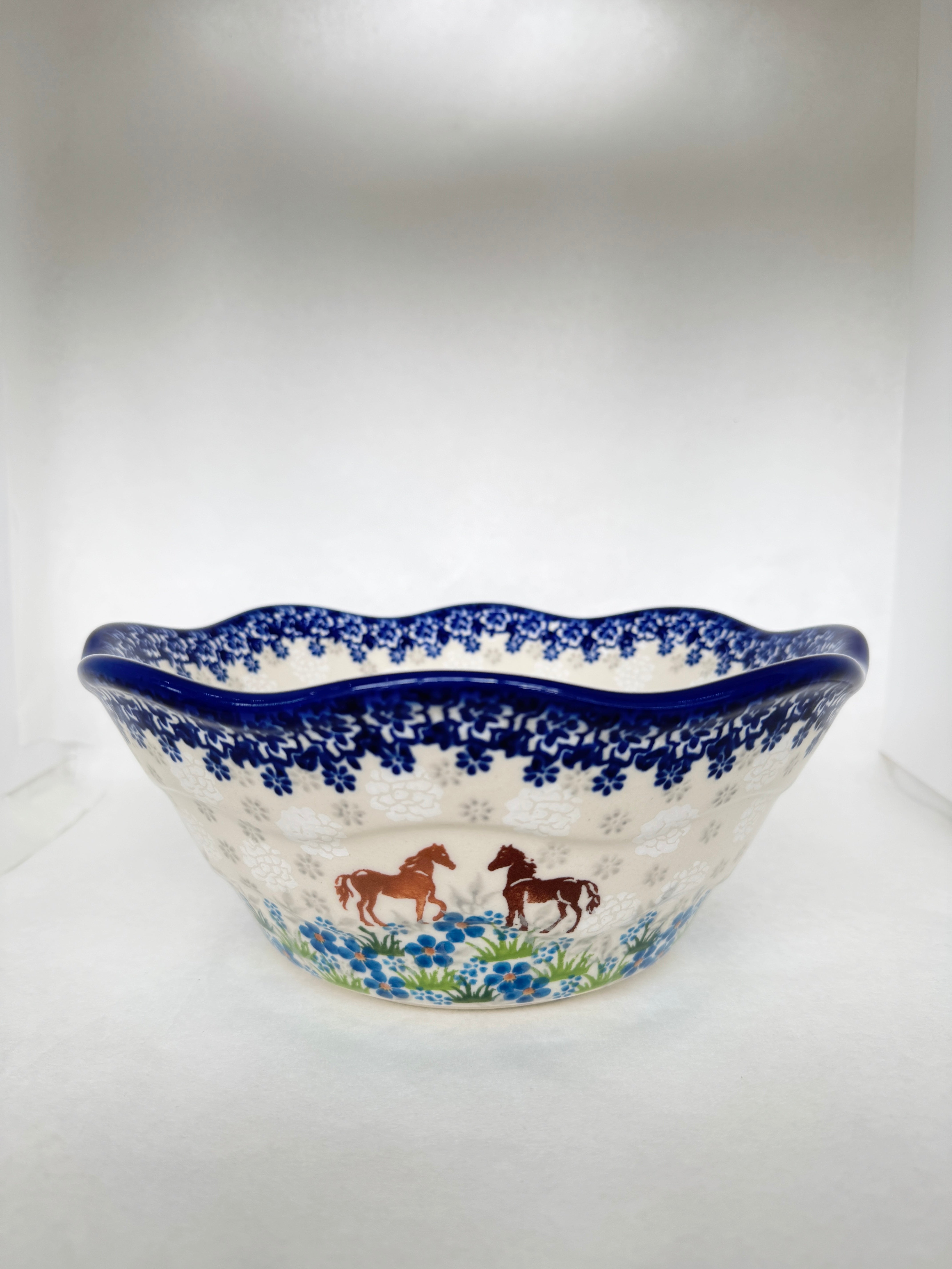 Polish Pottery Wavy Edge Nesting Bowls