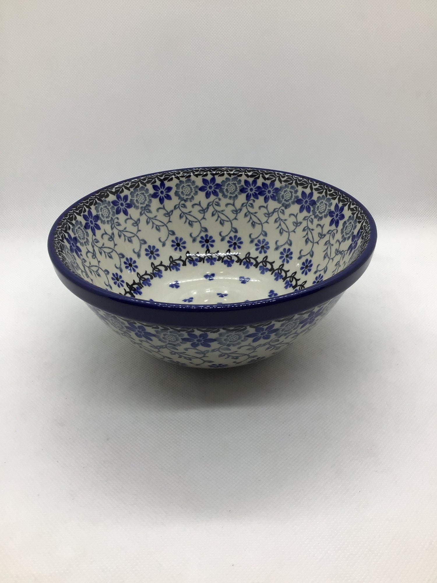 Amazing Lace Nesting Bowl 6.5&quot;