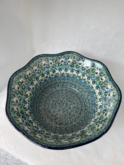 U4795 Wavy Edge Bowl 10"