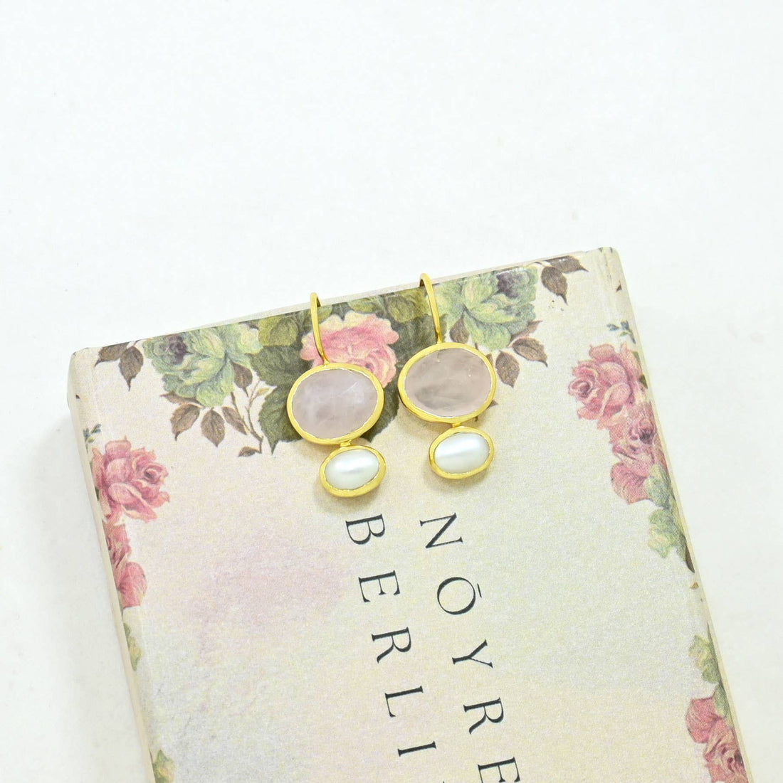 Primrose Earring Gold Plated - Rose Quartz &amp; Pearl