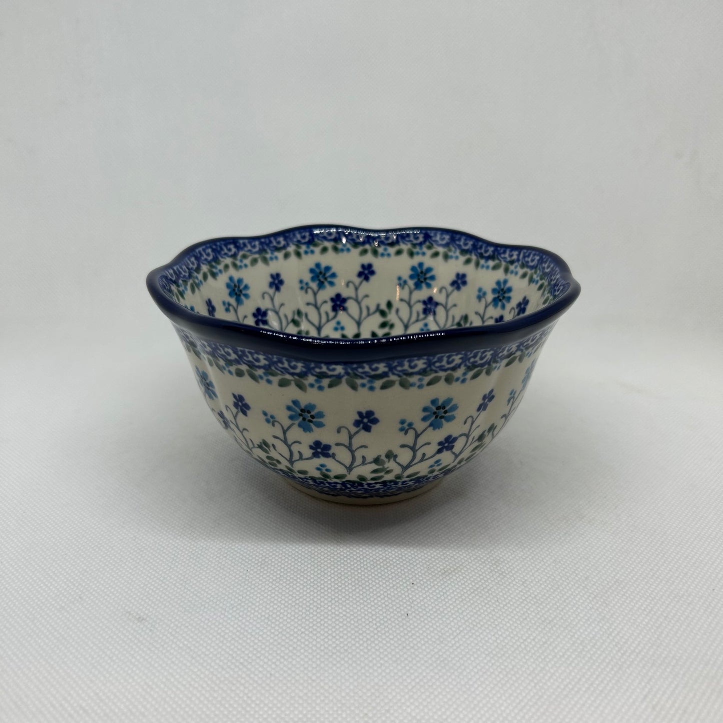 Georgia Blue Ruffle Edge Bowl 6"