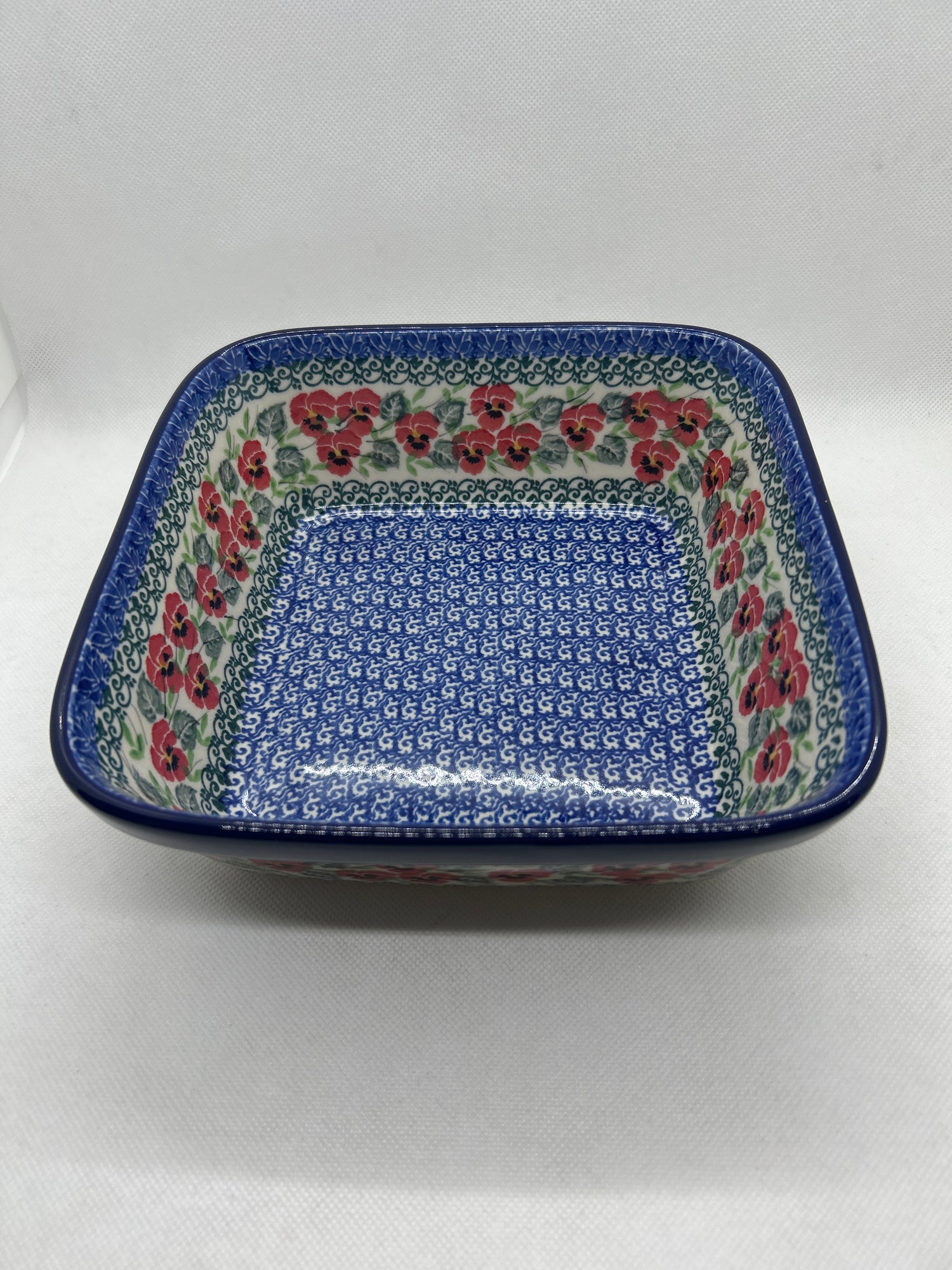 Red Pansy Square Baker 8"