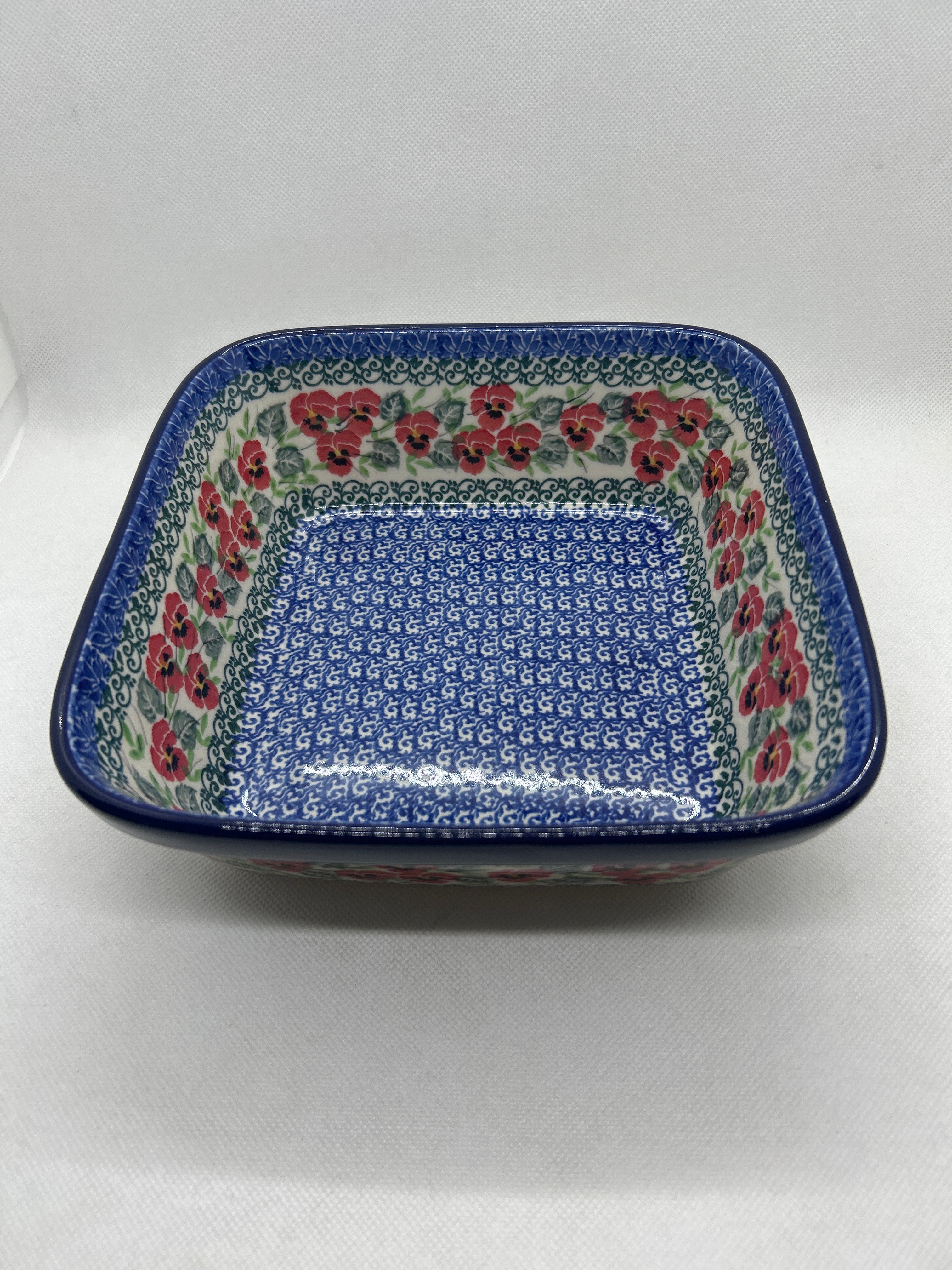 Red Pansy Square Baker 8"