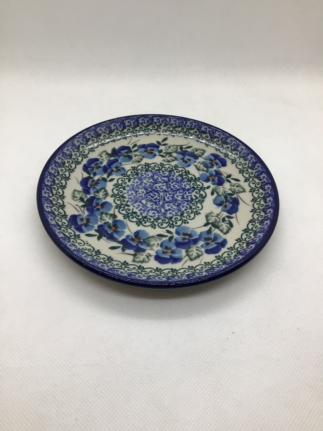 Winter Viola Bread Plate 6.25&quot;