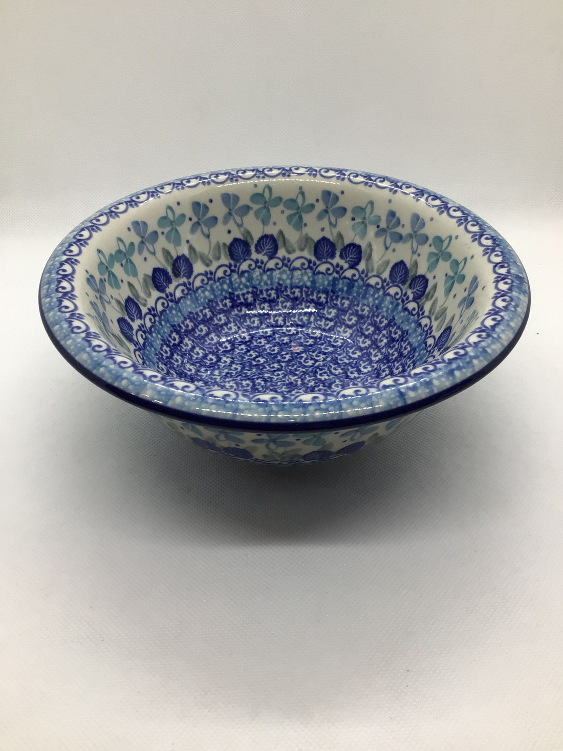 Blue Orchids Bowl with Brim 7&quot;