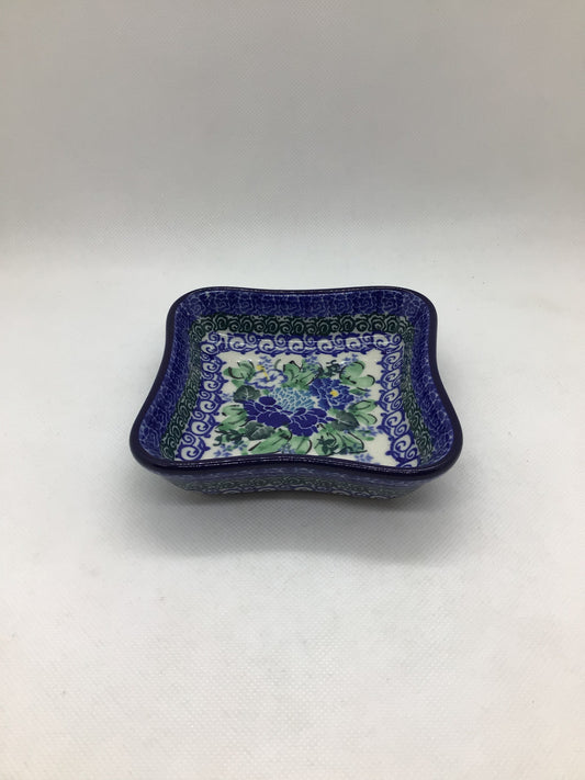 U5138 Shallow Fluted Square Bowl