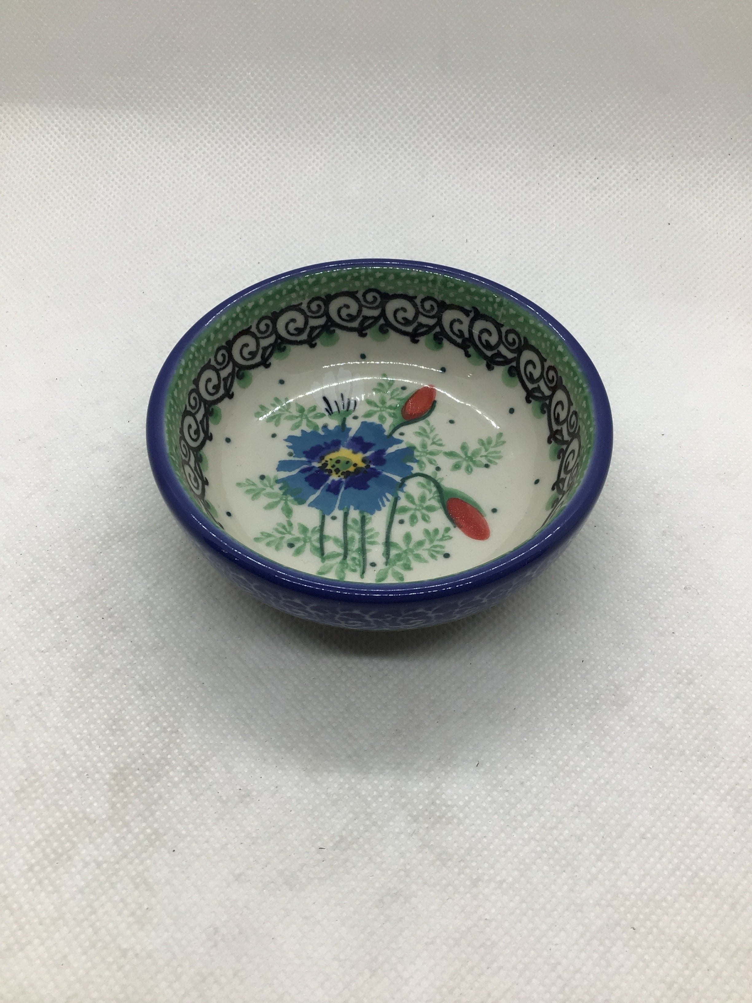 U4968 Tiny Round Bowl 3.5&quot;