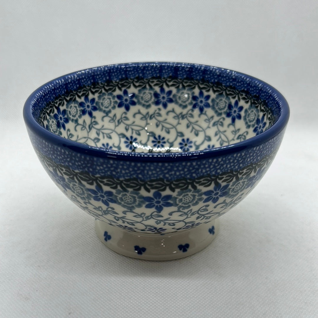 Amazing Lace Pedestal Bowl 5&quot;