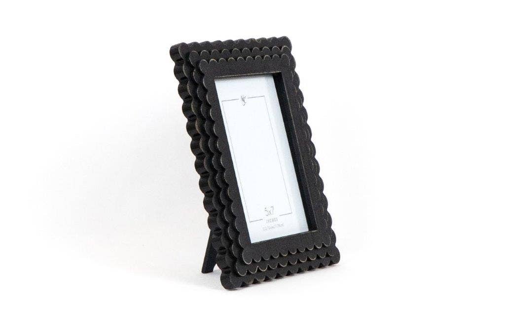 Adams &amp; Co. Wood Photo Frame Scallop 5x7