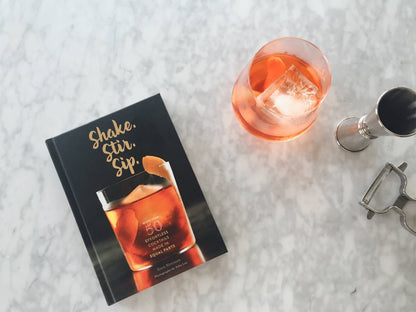 Chronicle Books - Shake. Stir. Sip.