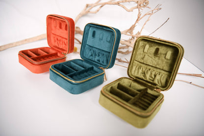 Square Jewelry Travel Cases