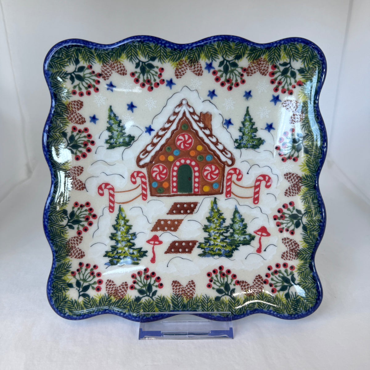 KALICH Gingerbread House