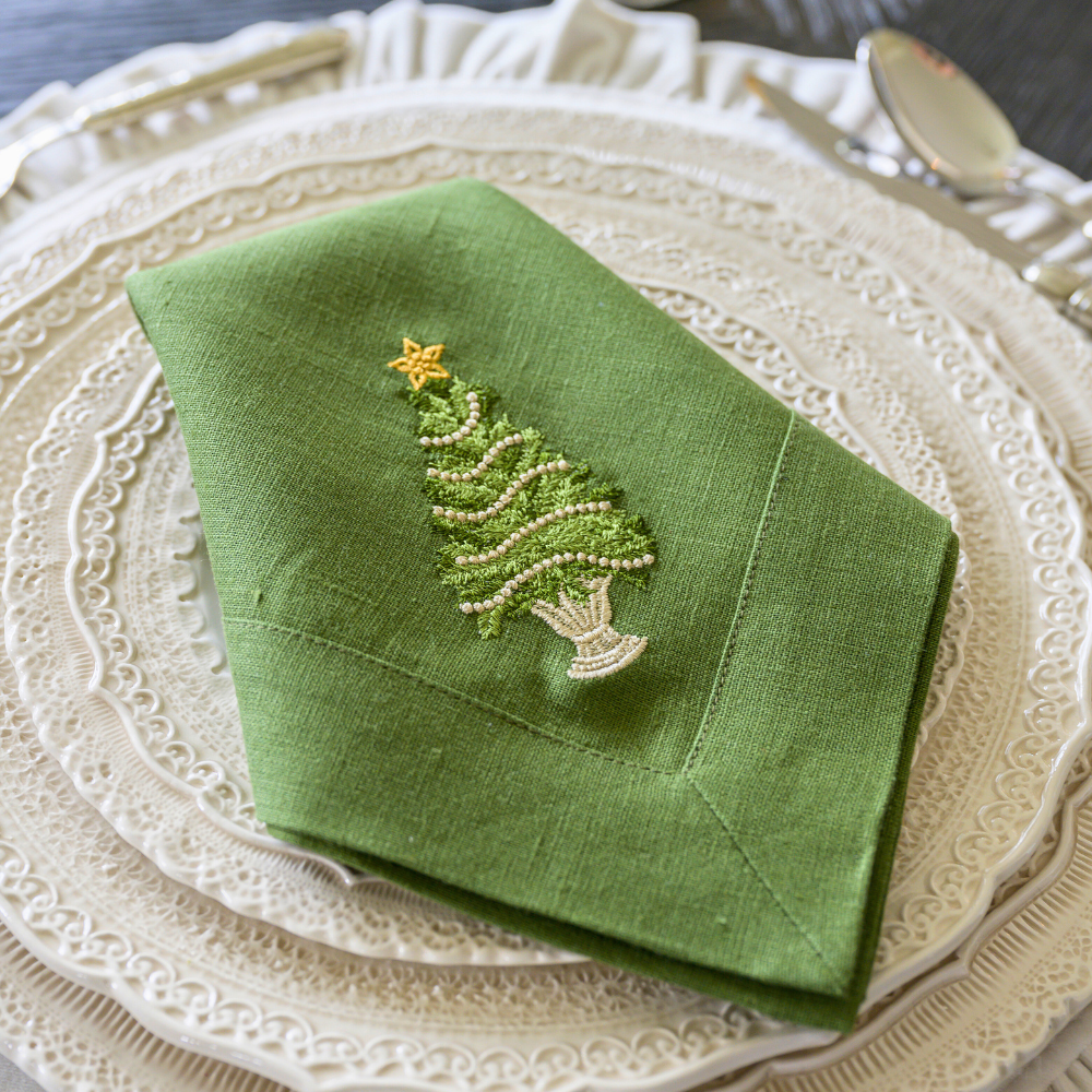 Tree with Gold Trim Large Napkin