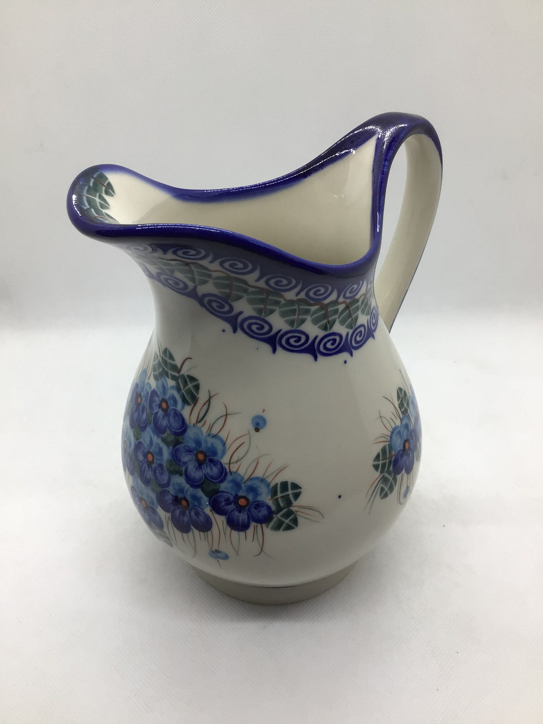 KALICH Pacific Pansy Pitcher 7.5&quot;