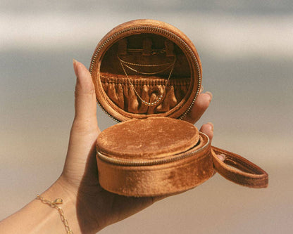 Round Velvet Jewelry Travel Case