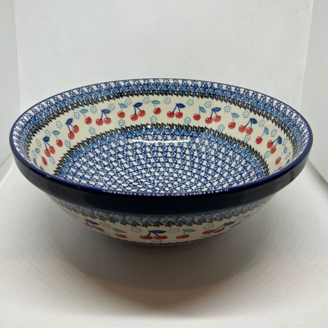 Verry Cherry Nesting Bowl 11&quot;