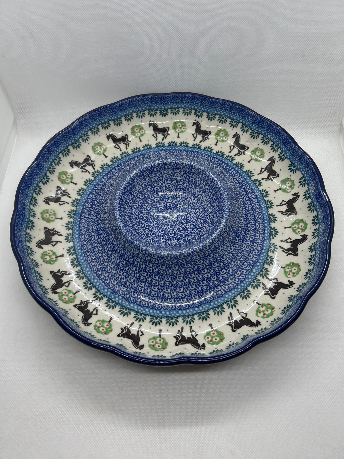 Brown Horse Chip &amp; Dip