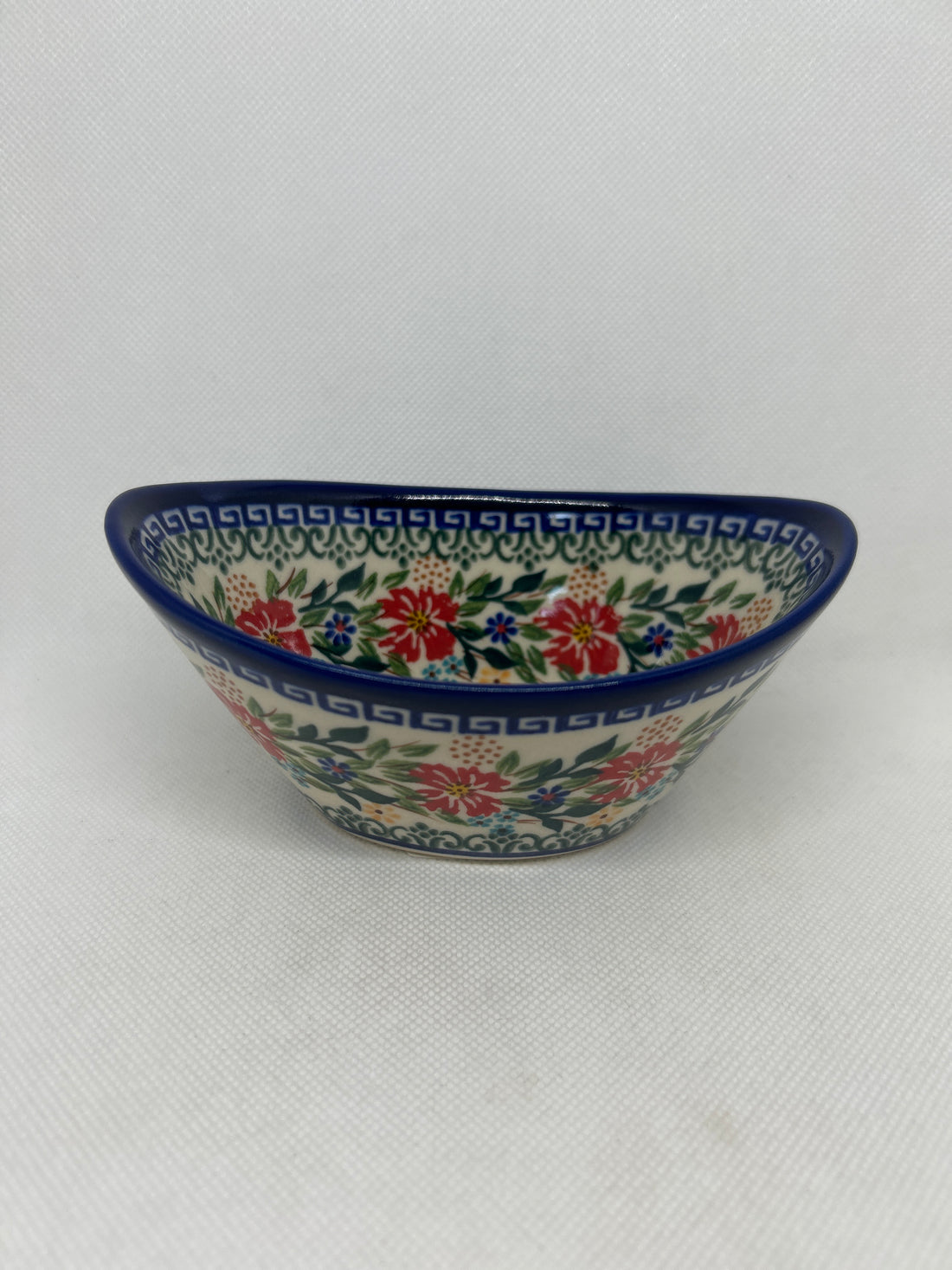KALICH Red Cornflower Tub Bowl 5.5&quot;