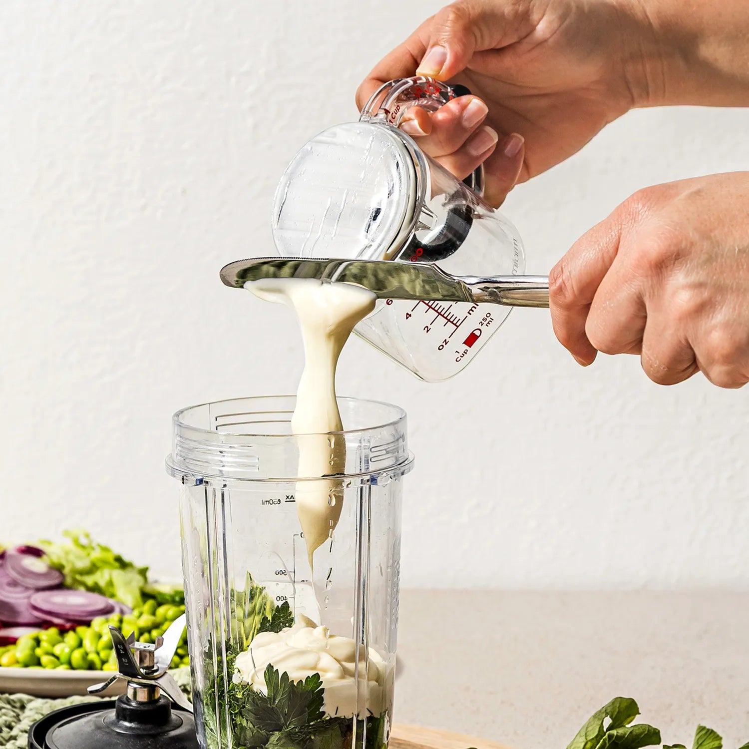 Upcup- Adjustable Measuring Cup