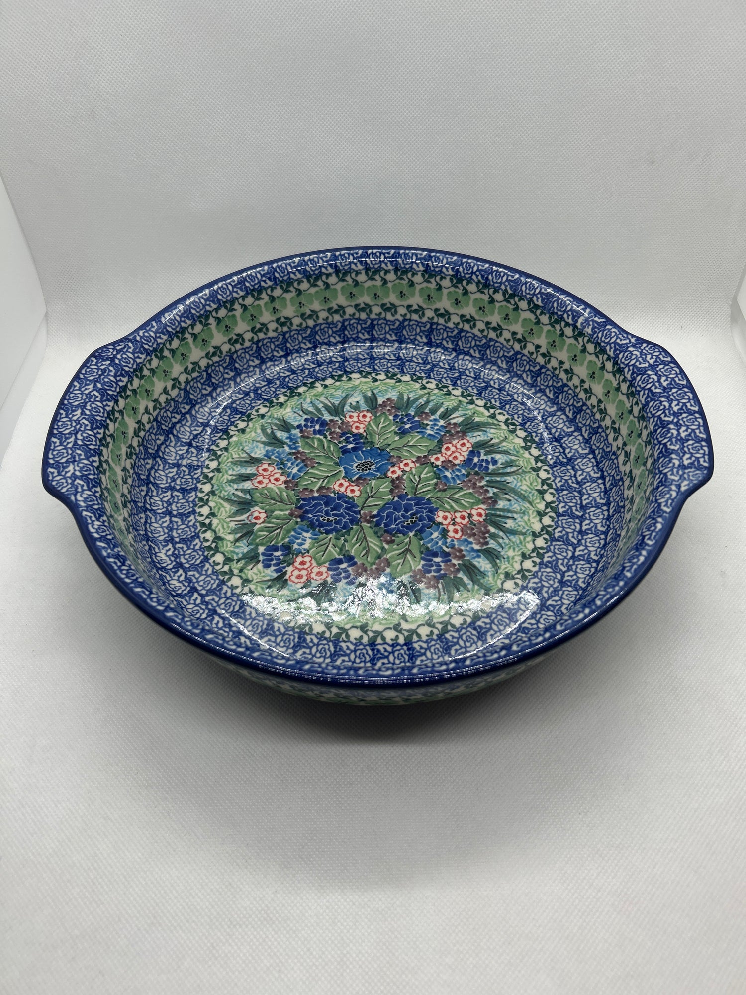 U4572 Large Round Baker w/Handles