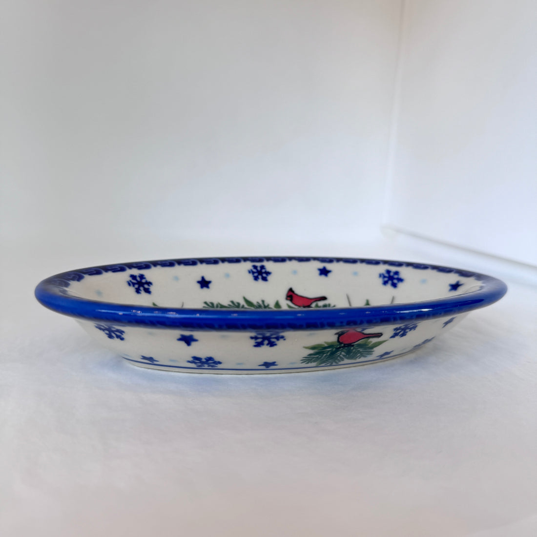 KALICH Christmas Cardinals Small Oval Tray